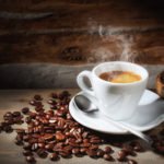 Welche Kaffeebohnen eignen sich am besten für einen Espressokocher?